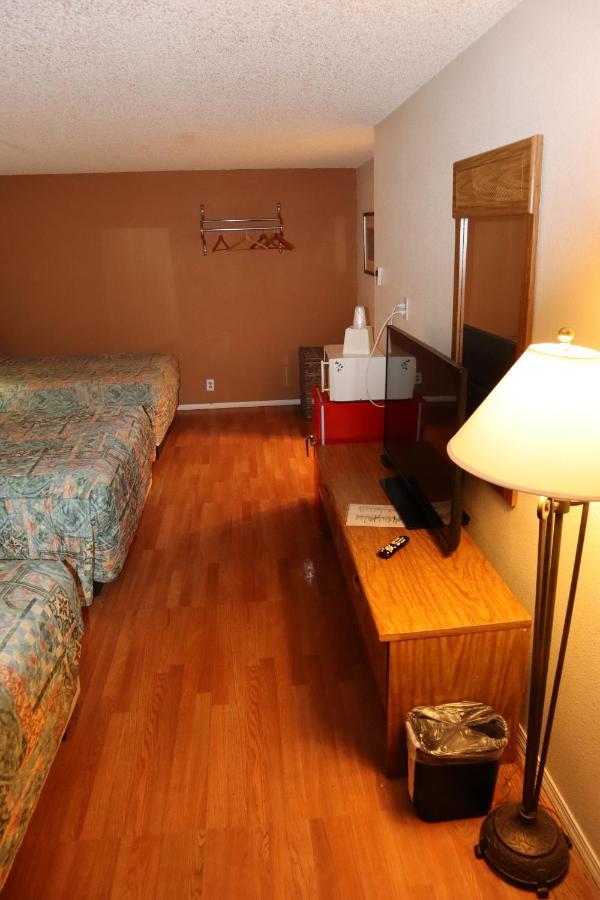 פירנצה Silver Sands Motel מראה חיצוני תמונה