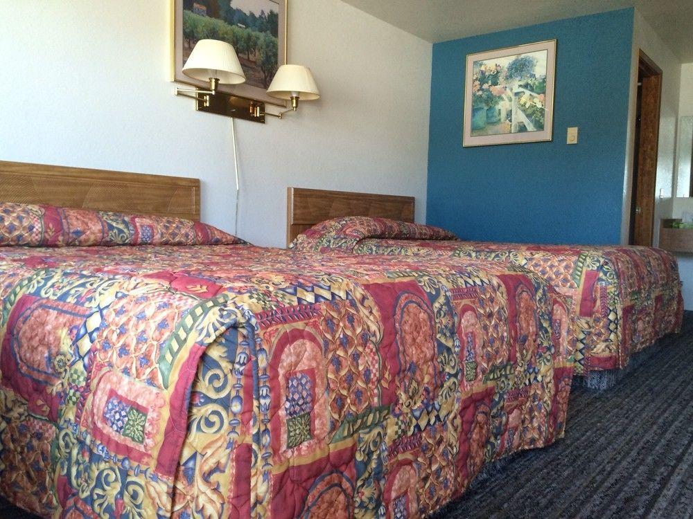פירנצה Silver Sands Motel מראה חיצוני תמונה